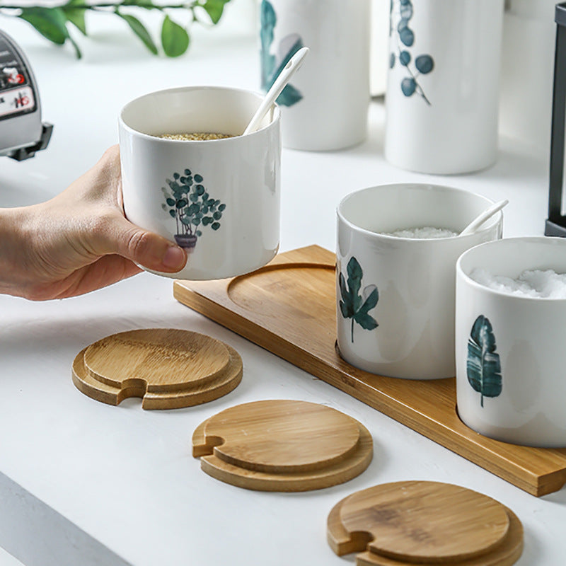 Gewürzdosen aus Keramik